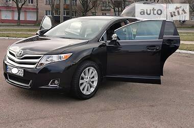 Позашляховик / Кросовер Toyota Venza 2012 в 