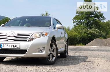 Позашляховик / Кросовер Toyota Venza 2010 в 