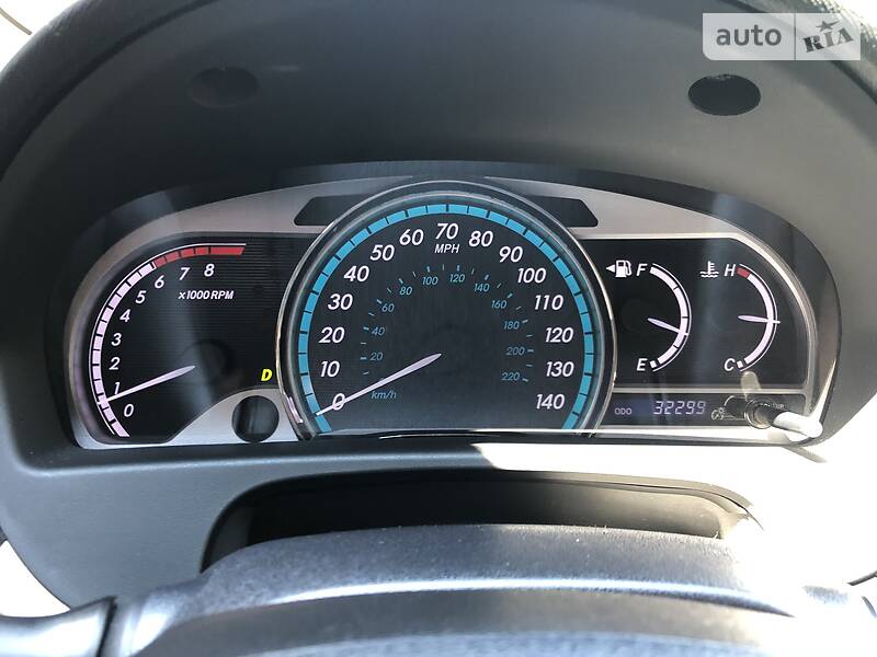 Мінівен Toyota Venza 2015 в Києві
