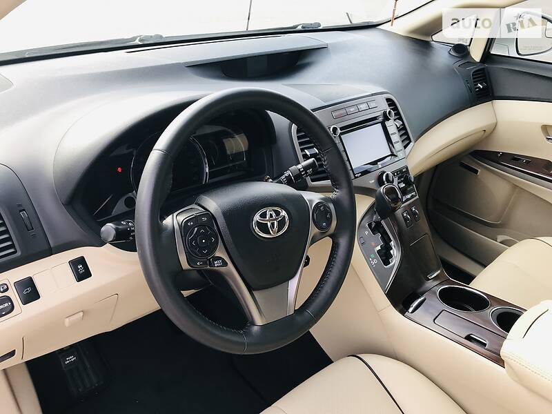 Внедорожник / Кроссовер Toyota Venza 2014 в Одессе