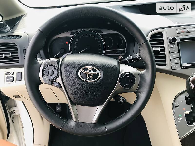 Внедорожник / Кроссовер Toyota Venza 2014 в Одессе