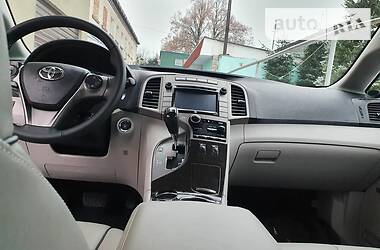 Внедорожник / Кроссовер Toyota Venza 2015 в Ромнах