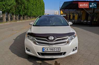 Внедорожник / Кроссовер Toyota Venza 2016 в Черкассах