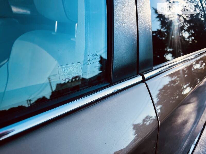 Внедорожник / Кроссовер Toyota Venza 2011 в Дубно