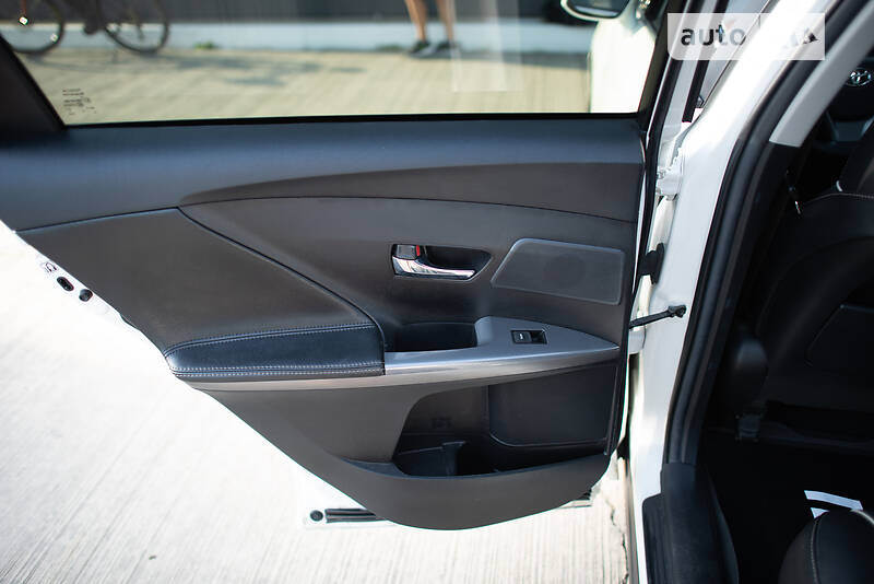 Універсал Toyota Venza 2013 в Чернівцях