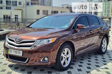 Позашляховик / Кросовер Toyota Venza 2013 в Хмельницькому