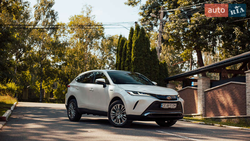 Позашляховик / Кросовер Toyota Venza 2021 в Чернівцях
