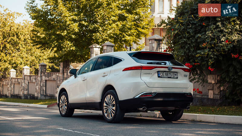 Позашляховик / Кросовер Toyota Venza 2021 в Чернівцях