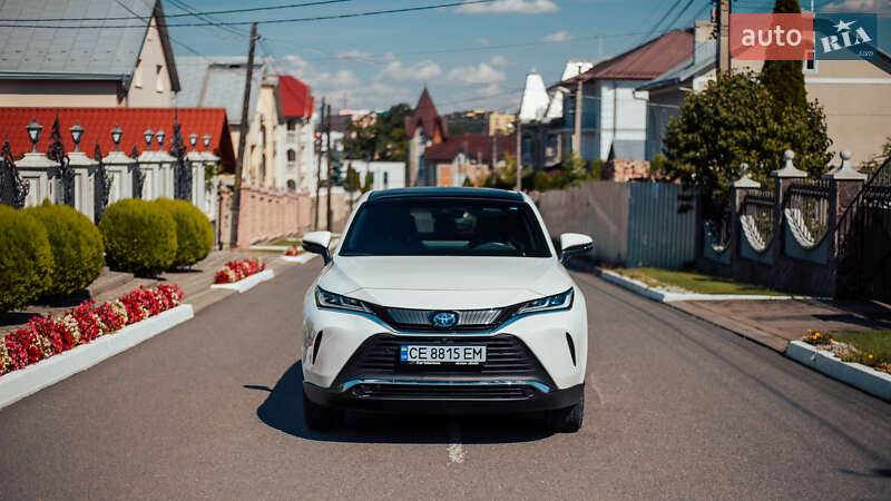 Позашляховик / Кросовер Toyota Venza 2021 в Чернівцях