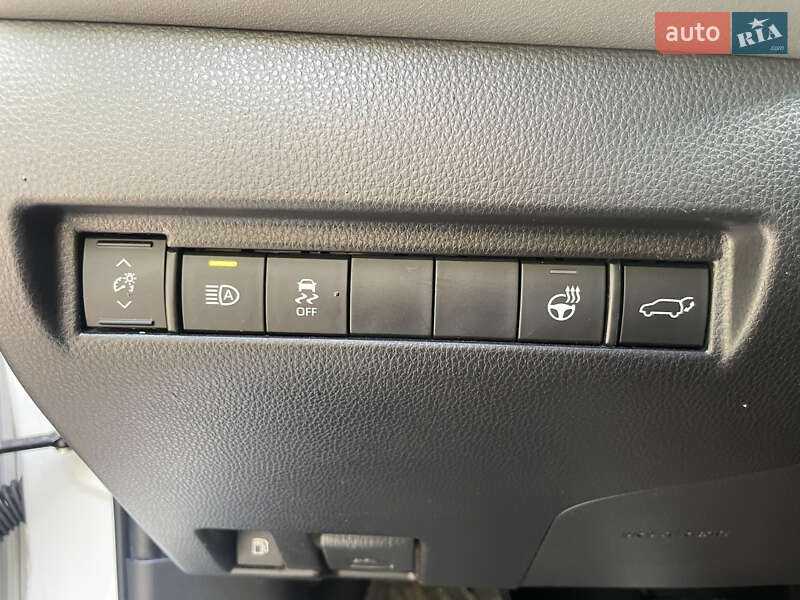 Внедорожник / Кроссовер Toyota Venza 2021 в Львове