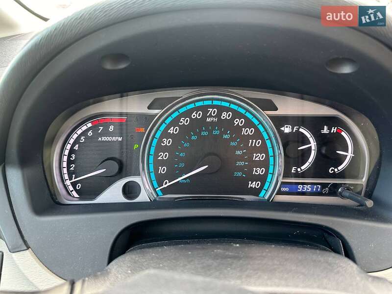 Позашляховик / Кросовер Toyota Venza 2011 в Житомирі