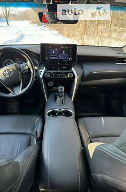 Позашляховик / Кросовер Toyota Venza 2021 в Дніпрі