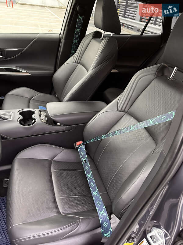 Позашляховик / Кросовер Toyota Venza 2021 в Києві