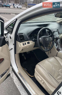 Внедорожник / Кроссовер Toyota Venza 2010 в Киеве