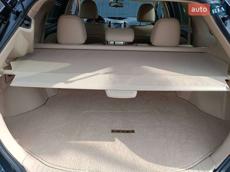 Внедорожник / Кроссовер Toyota Venza 2015 в Виноградове