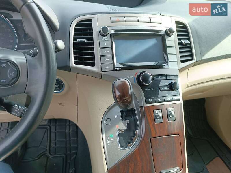 Внедорожник / Кроссовер Toyota Venza 2015 в Виноградове