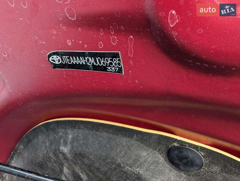 Внедорожник / Кроссовер Toyota Venza 2021 в Киеве