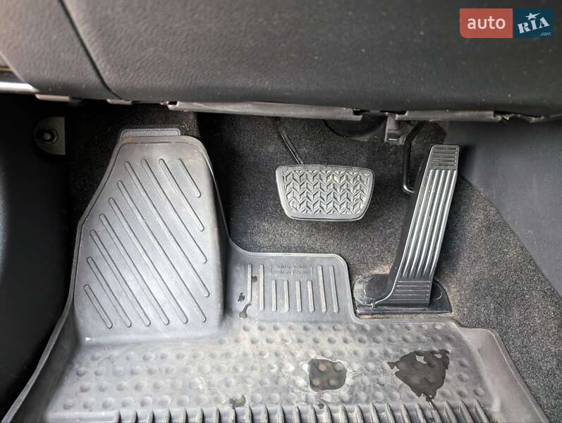 Внедорожник / Кроссовер Toyota Venza 2021 в Киеве