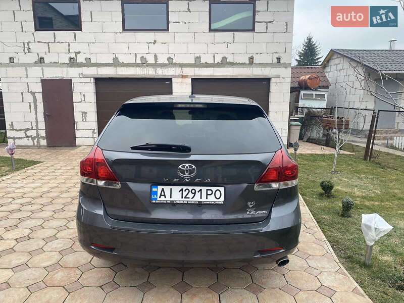 Внедорожник / Кроссовер Toyota Venza 2015 в Борисполе