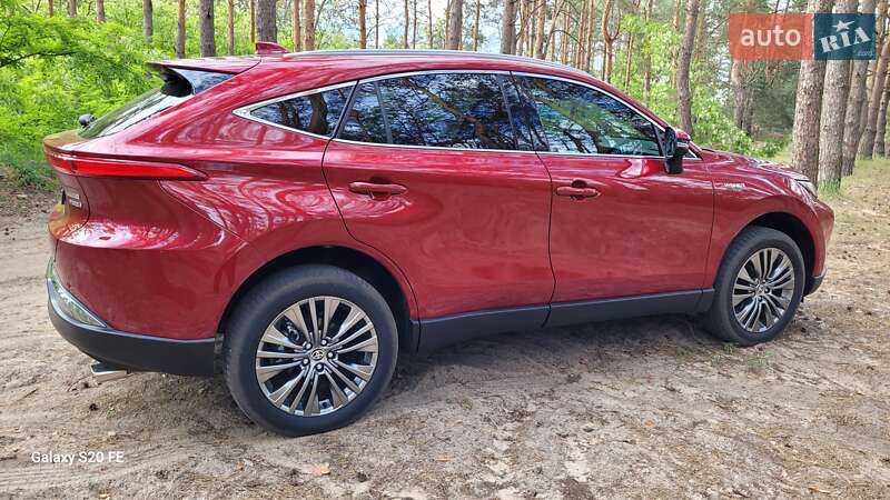 Позашляховик / Кросовер Toyota Venza 2021 в Дніпрі
