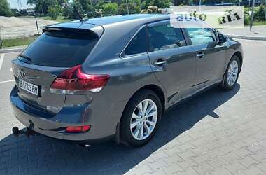 Позашляховик / Кросовер Toyota Venza 2013 в Києві