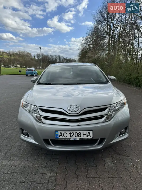 Toyota Venza 2016