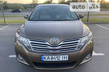 Позашляховик / Кросовер Toyota Venza 2010 в Києві