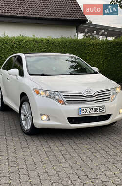 Внедорожник / Кроссовер Toyota Venza 2011 в Сарнах