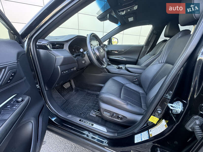 Позашляховик / Кросовер Toyota Venza 2021 в Києві фото 15 Позашляховик / Кросовер Toyota Venza 2021 в Києві