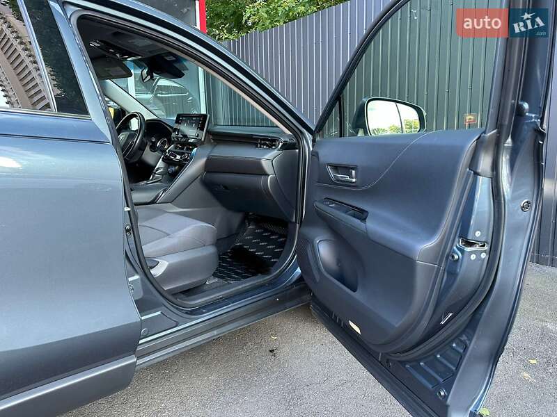 Позашляховик / Кросовер Toyota Venza 2020 в Києві