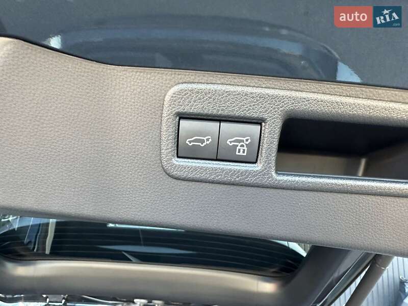 Позашляховик / Кросовер Toyota Venza 2020 в Києві