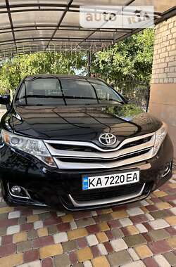 Позашляховик / Кросовер Toyota Venza 2013 в Києві