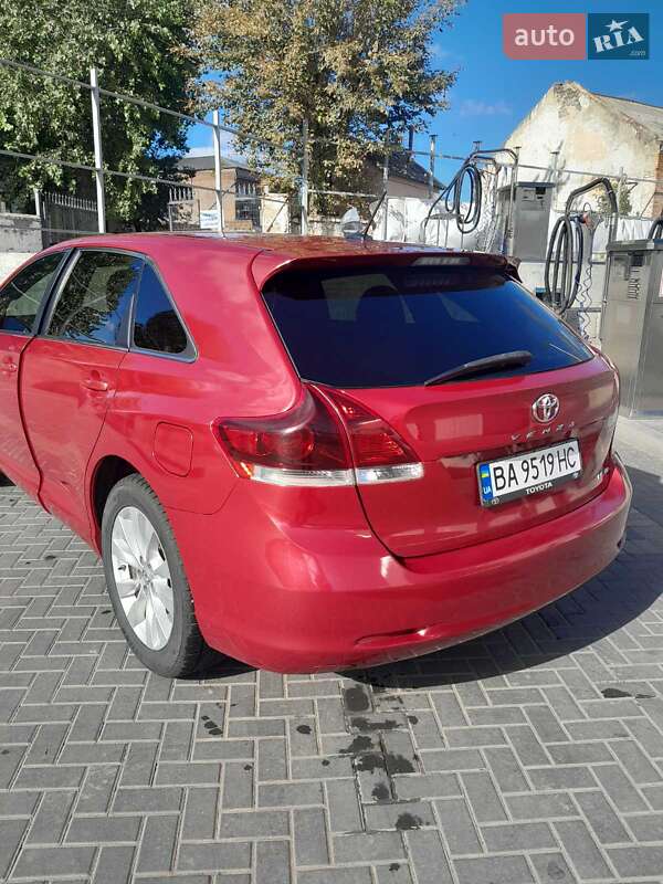 Позашляховик / Кросовер Toyota Venza 2013 в Кропивницькому