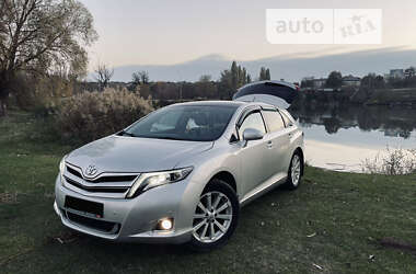 Позашляховик / Кросовер Toyota Venza 2012 в Києві