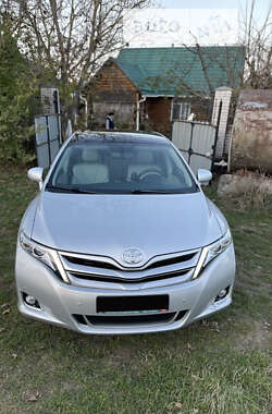 Позашляховик / Кросовер Toyota Venza 2012 в Києві