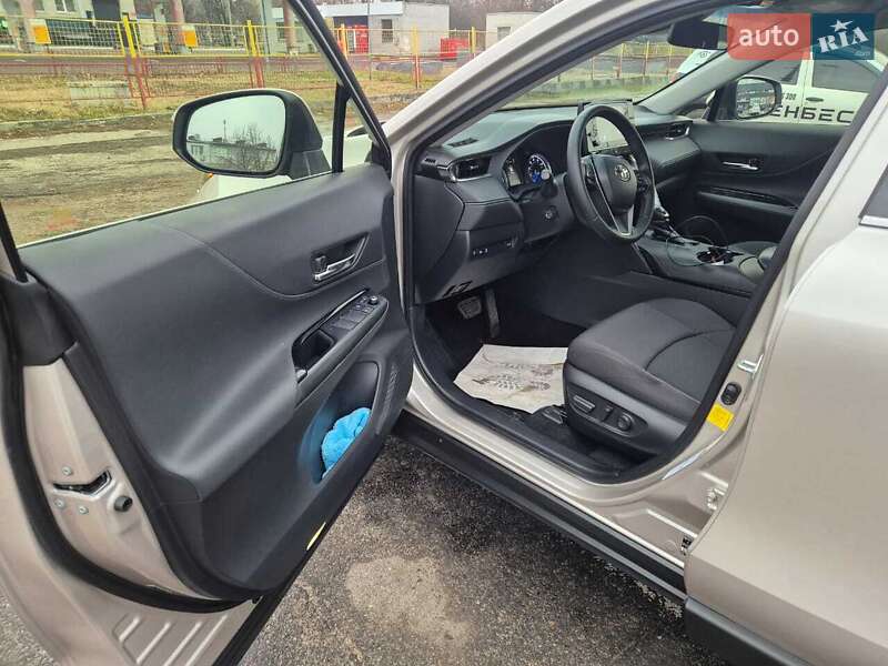 Позашляховик / Кросовер Toyota Venza 2020 в Харкові