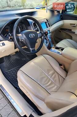 Позашляховик / Кросовер Toyota Venza 2011 в Івано-Франківську