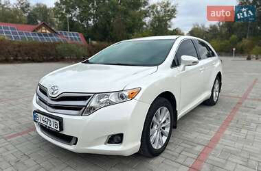 Позашляховик / Кросовер Toyota Venza 2015 в Полтаві