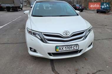 Позашляховик / Кросовер Toyota Venza 2013 в Харкові