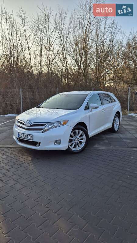 Внедорожник / Кроссовер Toyota Venza 2013 в Луцке