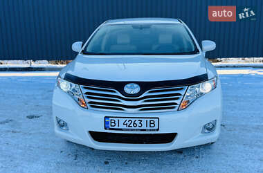 Внедорожник / Кроссовер Toyota Venza 2010 в Полтаве