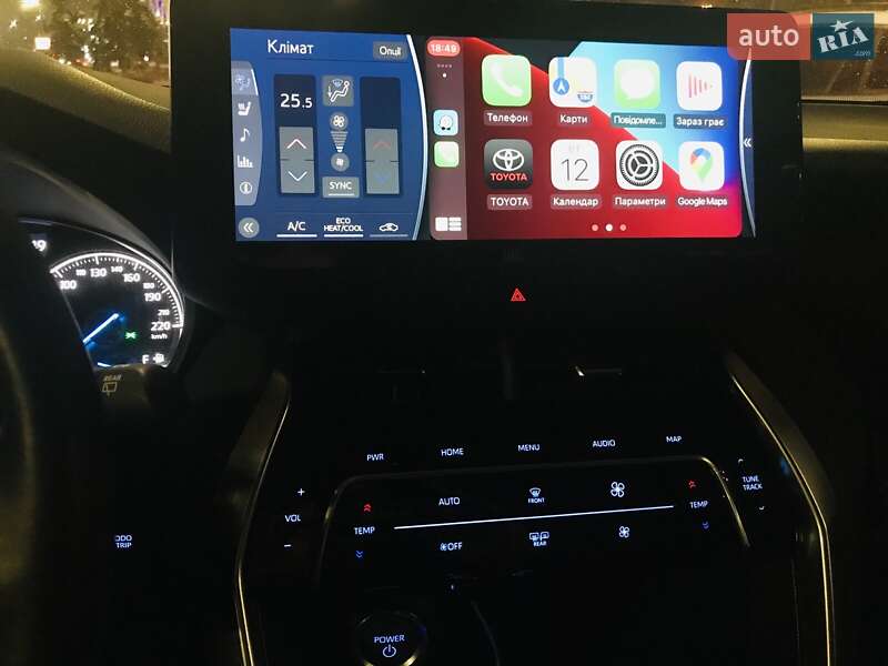 Внедорожник / Кроссовер Toyota Venza 2021 в Киеве