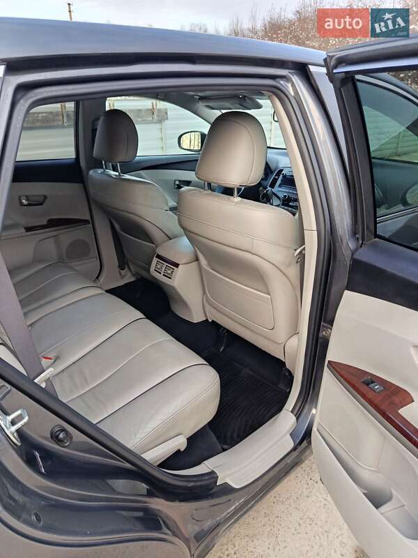 Внедорожник / Кроссовер Toyota Venza 2011 в Бориславе