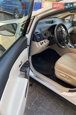 Позашляховик / Кросовер Toyota Venza 2013 в 