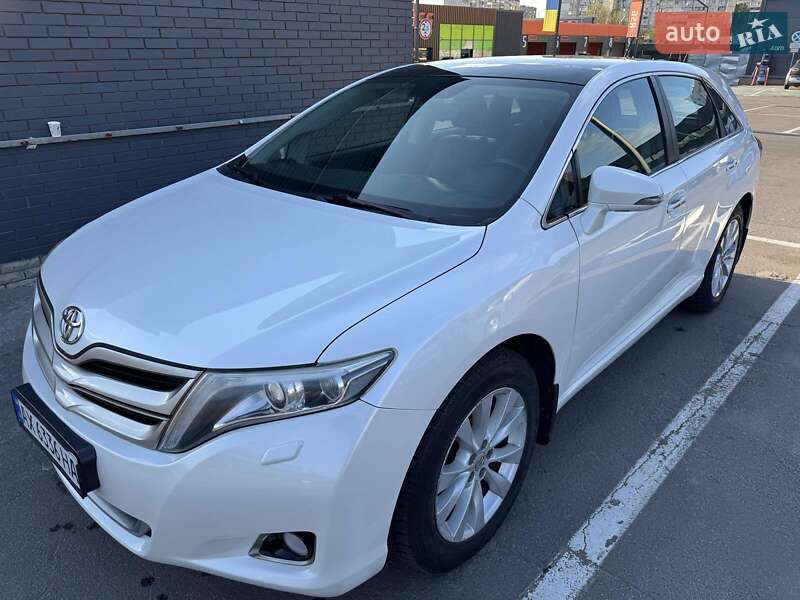 Внедорожник / Кроссовер Toyota Venza 2013 в Харькове