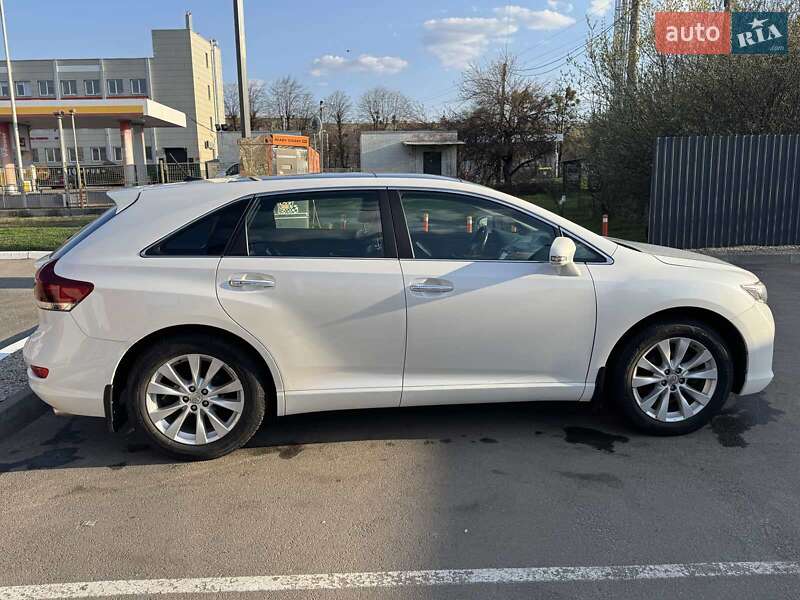 Внедорожник / Кроссовер Toyota Venza 2013 в Харькове