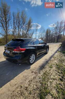 Позашляховик / Кросовер Toyota Venza 2013 в 
