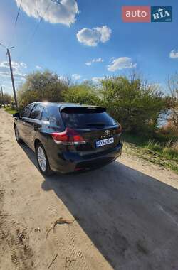Позашляховик / Кросовер Toyota Venza 2013 в 