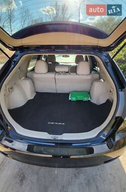 Позашляховик / Кросовер Toyota Venza 2013 в 
