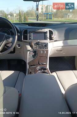 Внедорожник / Кроссовер Toyota Venza 2014 в 